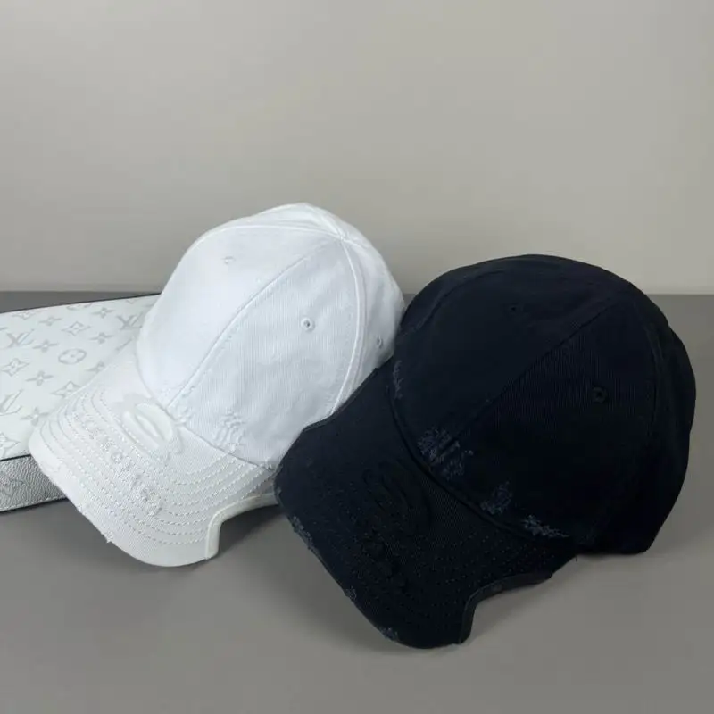 Balenciaga cap 021003